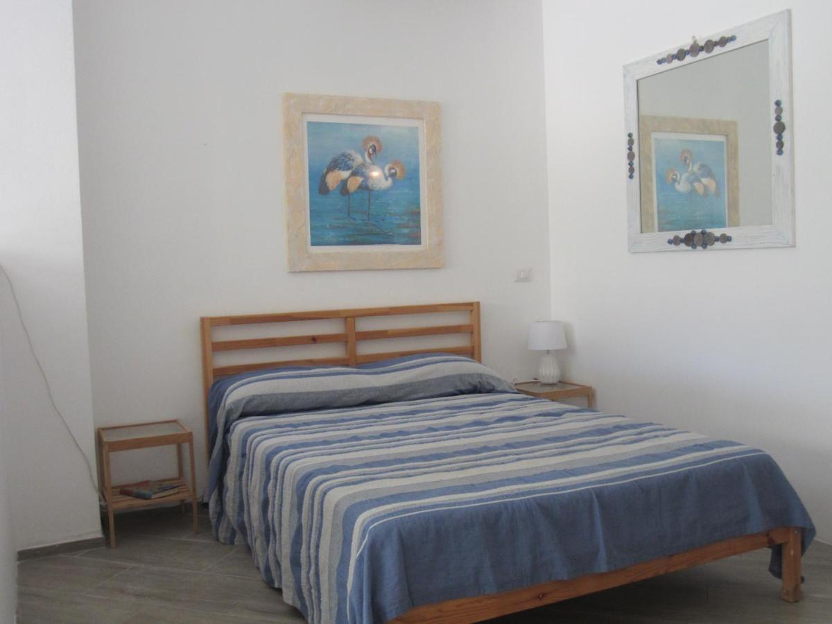 Monolocale San Pantaleo Apartment ภายนอก รูปภาพ