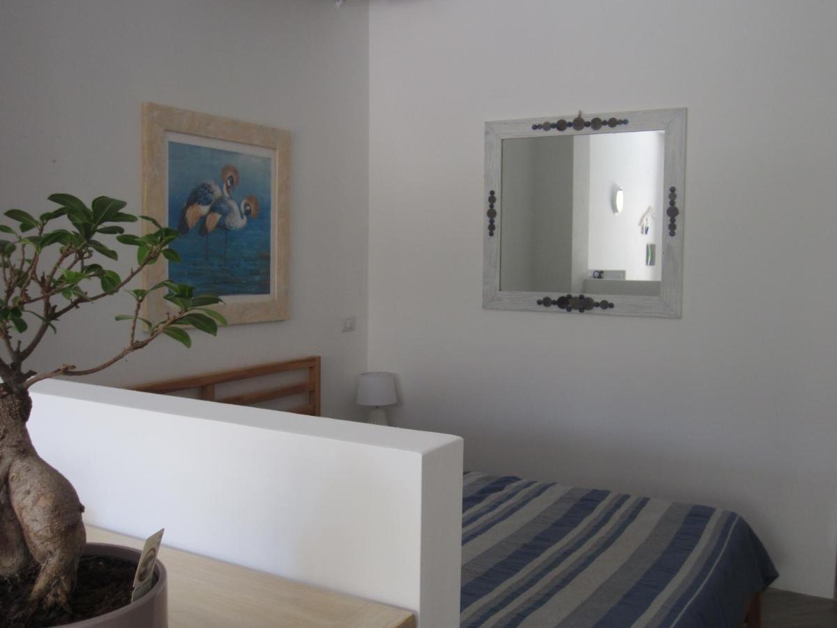 Monolocale San Pantaleo Apartment ภายนอก รูปภาพ