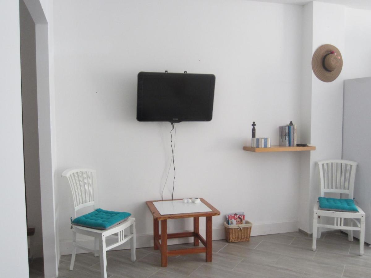 Monolocale San Pantaleo Apartment ภายนอก รูปภาพ