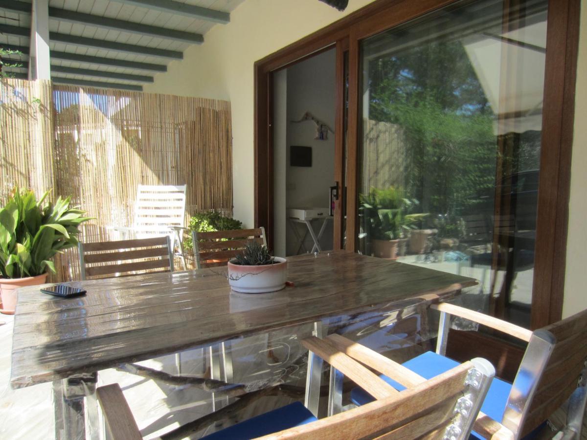 Monolocale San Pantaleo Apartment ภายนอก รูปภาพ